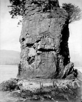 Siwash Rock, Stanley Park