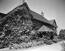 [W.F. Huntting residence (later G.F. Laing residence) at 3689 Angus Drive]