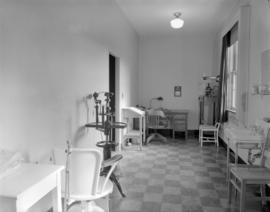 Shaughnessy Hospital [consulting room]