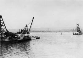 Barge and crane : June 6, 1924