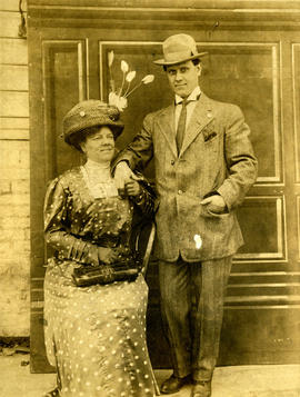 [Alfred T. Layne, actor, and his wife Daisy D'Avara]