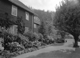 Harrison Hot Springs Hotel and garden