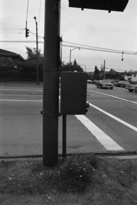 Willow [Street] and 41[st Avenue traffic controller]