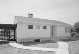 Albion Lumber Co., W. 5th Ave. : house