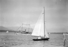 Yacht racing - "English Bay" and "Spirit" crossing line