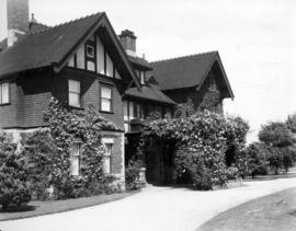 [Exterior of General John W. Stewart's residence ("Roses") - 1675 Angus Drive]