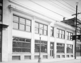 General Motors exterior [at 1014 Homer Street]