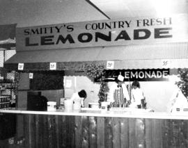 Smitty's Lemonade concession