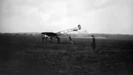 [Flying school, Sea Island, B.C.]