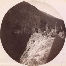 [Viewing platform overlooking Albert Canyon]