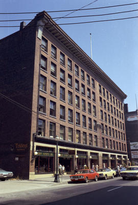 [101-110 Water Street - MacDonald and Lumsden Ltd. Footwear Distributors]