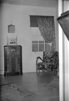 [Interior view of Mrs. Vern Kendrick's living room]