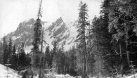 Crown Mountain from the fork of Lynn Creek