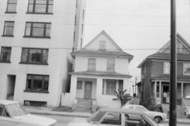 [1156 Thurlow Street]