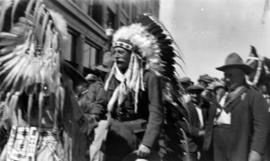 [Douglas Haig, 1st Earl Haig (Field Marshal) wearing a First Nations headdress]
