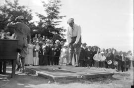 [United States President Warren G. Harding preparing to tee off at Shaughnessy Heights Golf Club]