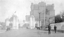 Arch at Georgia and Howe Streets for the visit of the Prince of Wales