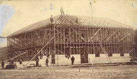 [The Lambley Brothers' (Enderby) Hotel under construction]