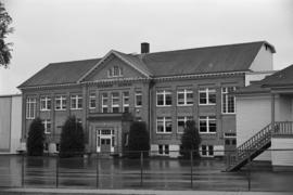 Sexsmith School, Ontario and W. 58th [7410 Columbia Street]