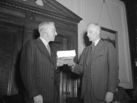 Canadian National Railway presentation to Mr. Howe