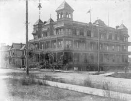[Exterior of Manor House - 603 Howe Street]