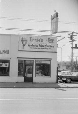 [3204 West Broadway - Ernie's Kentucky Fried Chicken]