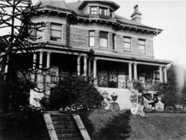 House at 1185 Harwood Street built by Armstrong and Morrison