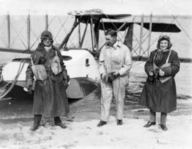 [Flying. Left to right: the Mayor L.D. Taylor, Major [Tudhope?] M.C., Captain Glover, before seap...