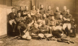 [Group portrait] Vancouver Football Team