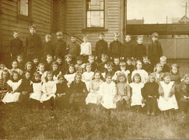 Class portrait at West School, corner of Burrard and Barclay Streets