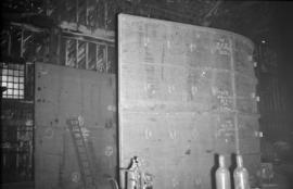 [Large metal structure being built at Vancouver Engineering Works]