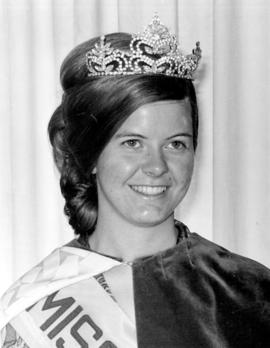 Esme Ostensoe, Miss Cariboo 1970 : [portrait]