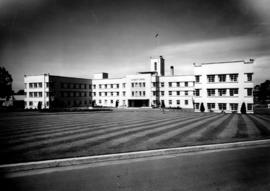 Exterior view of the Veteran's Hospital building in Victoria, B.C.