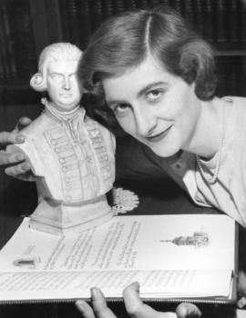 [Miss Diana Denny with a statuette to be presented to the Council of King's Lynn to commemorate t...
