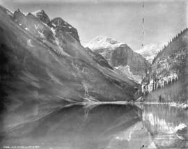 Lake Louise and Mount Lefroy