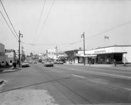 [Looking west along 41st Avenue from Maple Street]