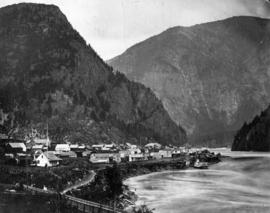 [Waterfront view of Yale - Frazer [Fraser] River