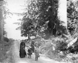 [Women and children on road near Prospect Point]