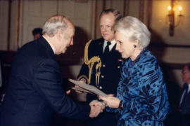 Jeanne Sauvé presents award to recipient