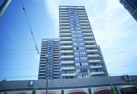 1200 Robson Street north side