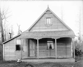 [John and Janet Barrow residence near Lynn Creek]