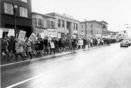 [Anti-war demonstration organized by the Coordinating Committee to end the war in Vietnam]