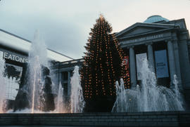 Christmas tree at Vancouver Art Gallery