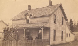 [Exterior of Mrs. John Peabody Patterson's home]