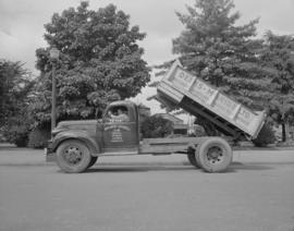 Deeks McBride Ltd. : trucks for Frank Smith