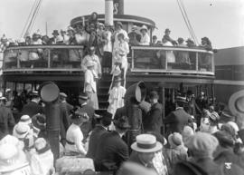 B.C.S.R. [B.C. Sugar Refinery] [group on board steamship]