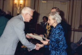 Jeanne Sauvé presents award to recipient