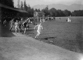 Military Sports, Hastings park - foot race