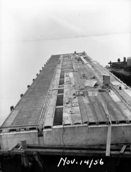 Raw sugar dock construction: decking