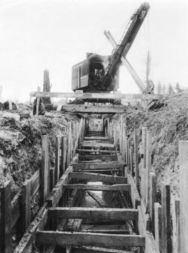 [Sewer tunnel construction on 25th Avenue (King Edward Avenue) east of Kamloops Road (Street)]